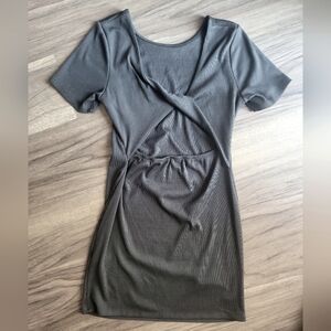 (M) Ribbed body con dress